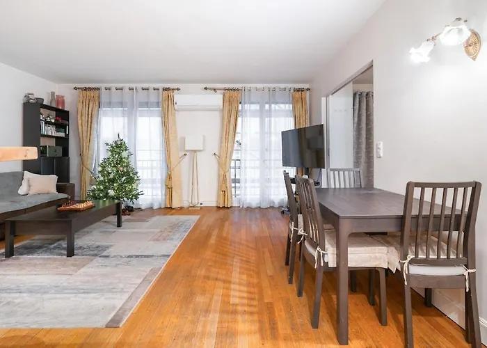 Luxury And Elegance Georges V * Paris