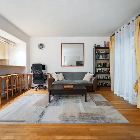 Apartment Luxury And Elegance Georges V Paris